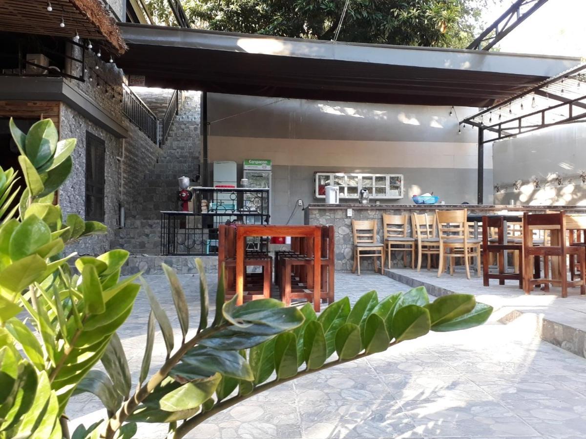 Ha Giang Creekside Homestay And Tours Экстерьер фото